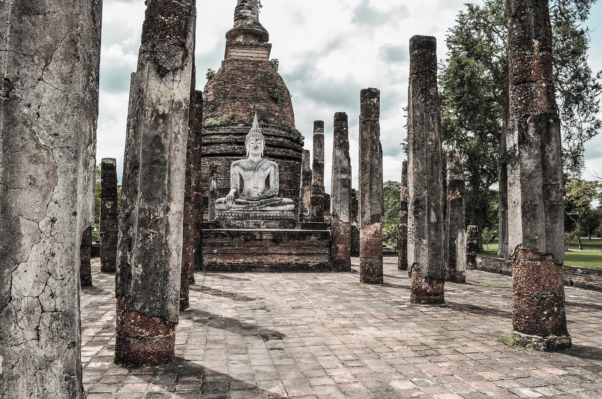 Site archéologique de Sukhothaï en Thaïlande