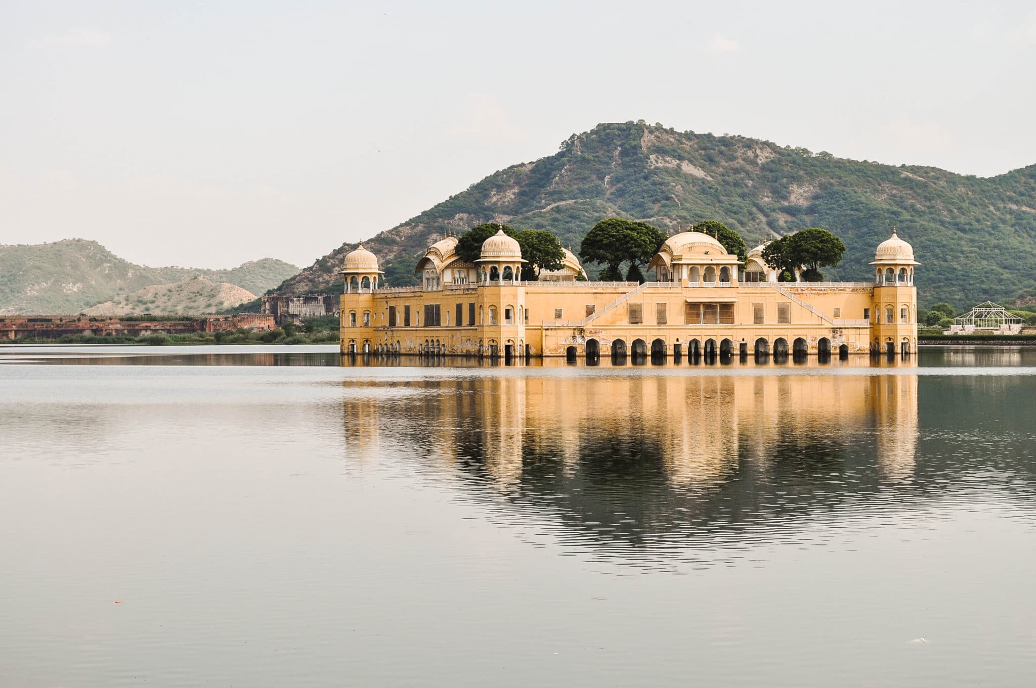 Le palais sur l'eau, Jal Mahal en Inde