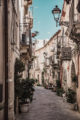 une rue à syracuse en sicile