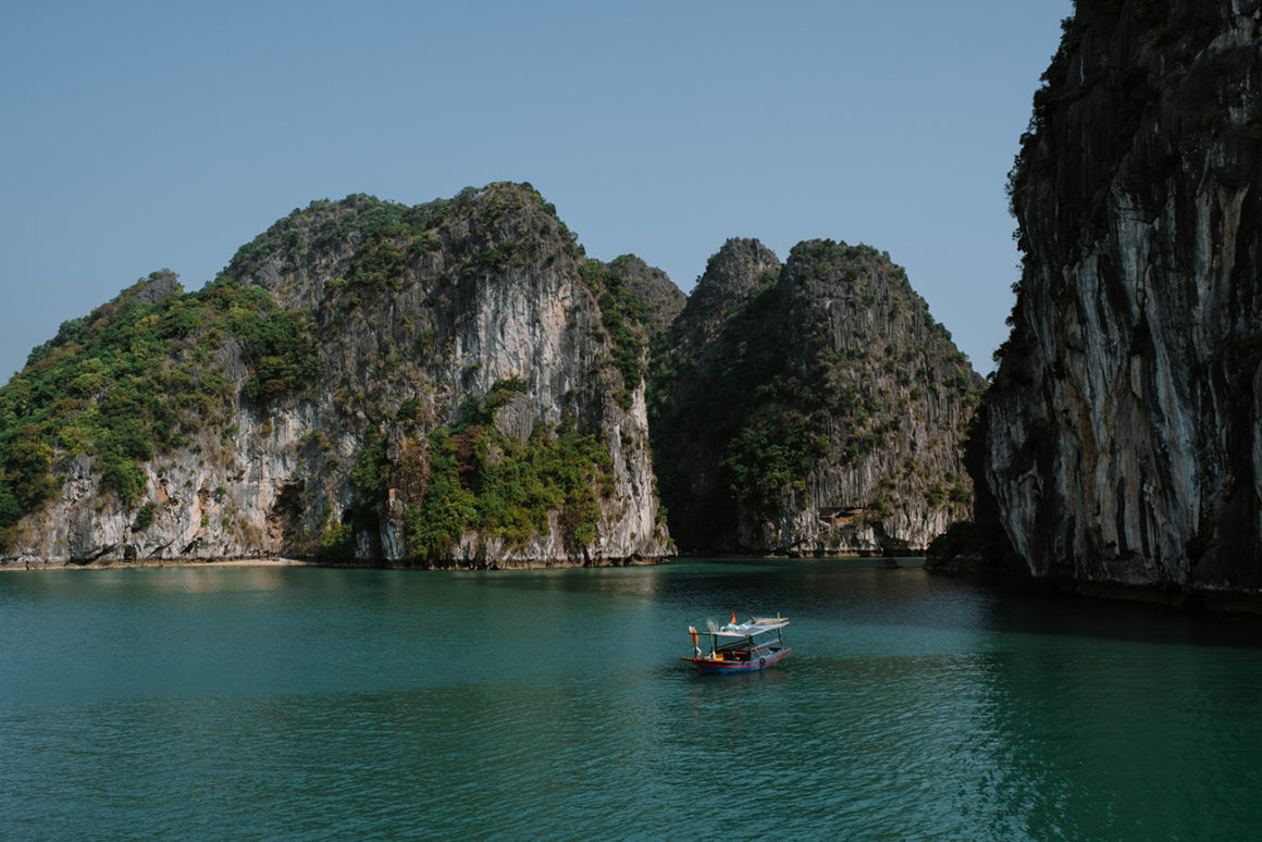 baie d'halong vietnam