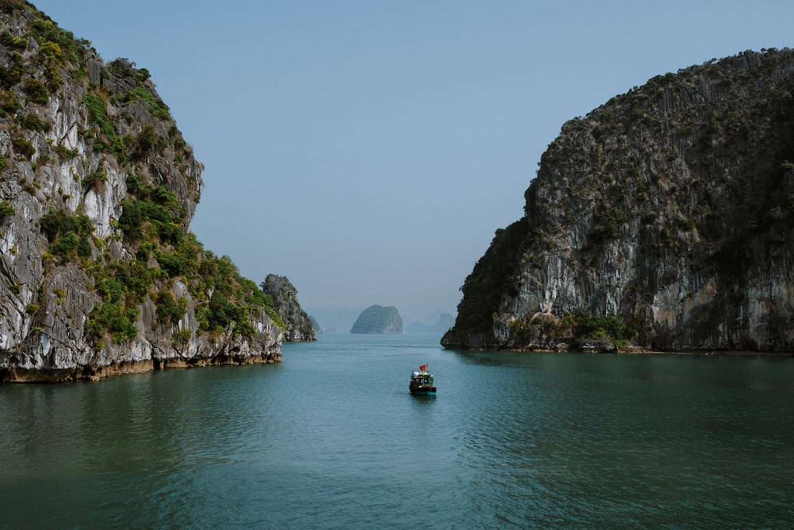 baie d'halong vietnam